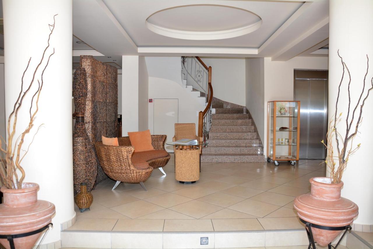 Poseidon Hotel Paralia  ภายนอก รูปภาพ