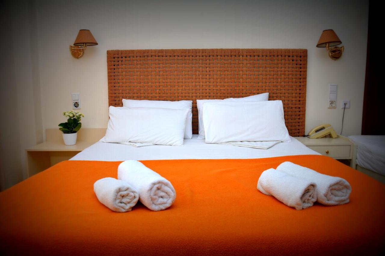 Poseidon Hotel Paralia  ภายนอก รูปภาพ