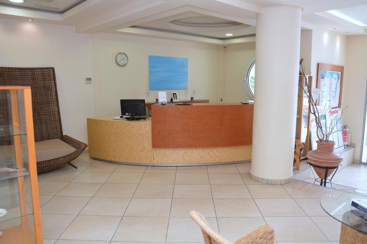 Poseidon Hotel Paralia  ภายนอก รูปภาพ