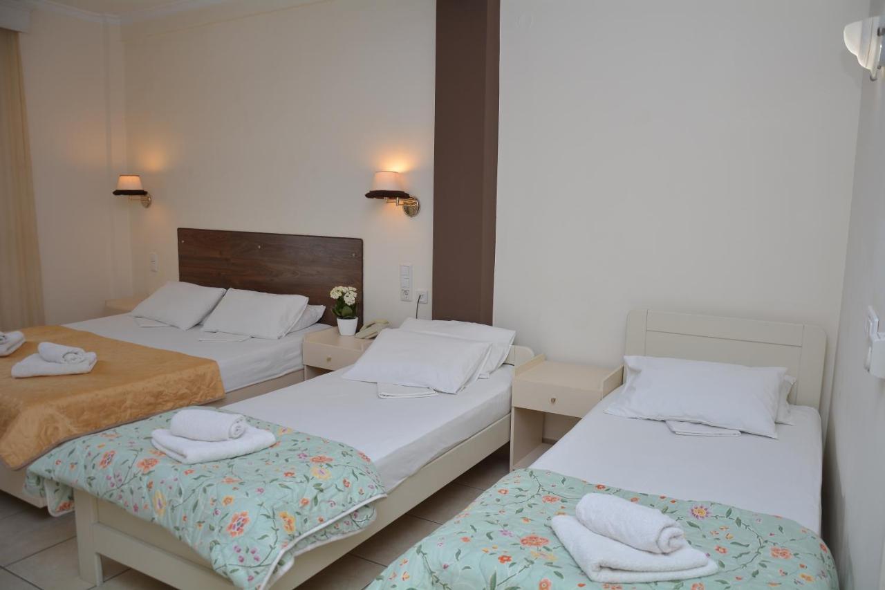 Poseidon Hotel Paralia  ภายนอก รูปภาพ